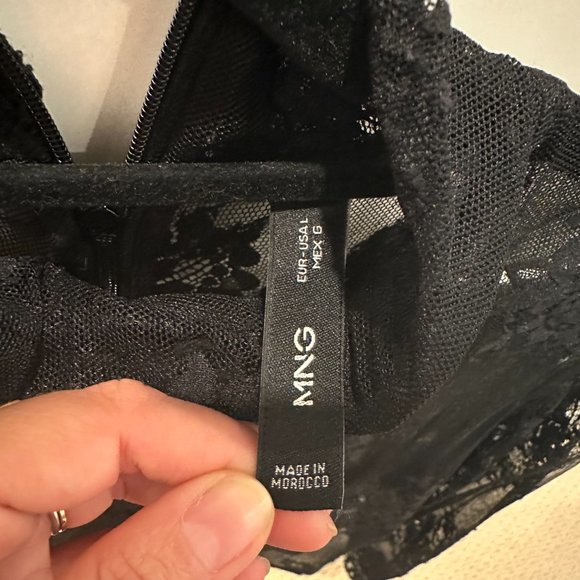 Mango Mesh Floral Mock-Neck Top - Picture 3 of 6